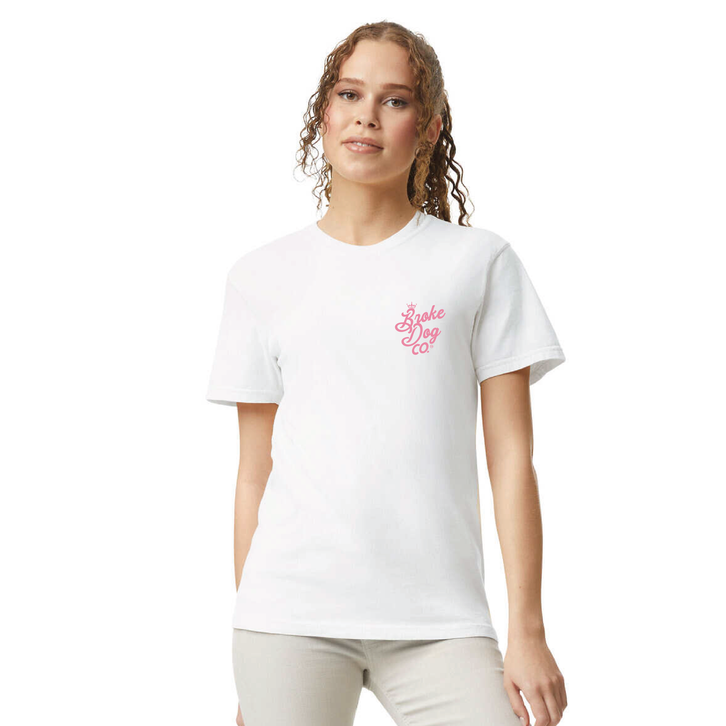 Model wearing 'This Dog Won't Hunt' Comfort Colors T-Shirt in white, showcasing laid-back dog-loving style.